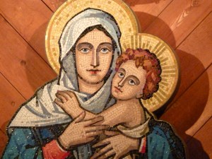 Mother Thrice Admirable Please Pray for Us! © SalveMaterDei.com, 2011.