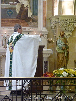 Our Prayers as Incense Rise © SalveMaterDei.com, 2013 EA Photo