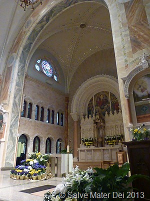 Sanctuary at the Bascilica of the National Shrine of Mary Help Of Christians at Holy Hill - Holy Saturday Morning SalveMaterDei.com, 2013